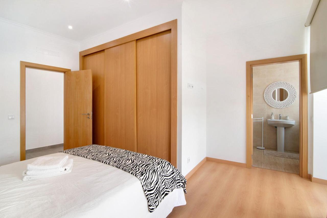 Traditional 3 Bedroom Apartment Alte Exterior foto